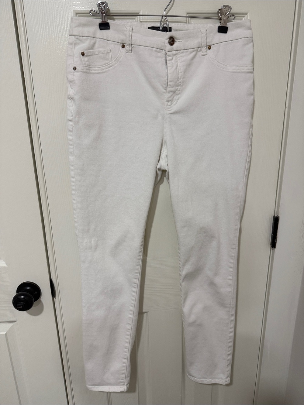 Chico's Off-White Skinny Jeans